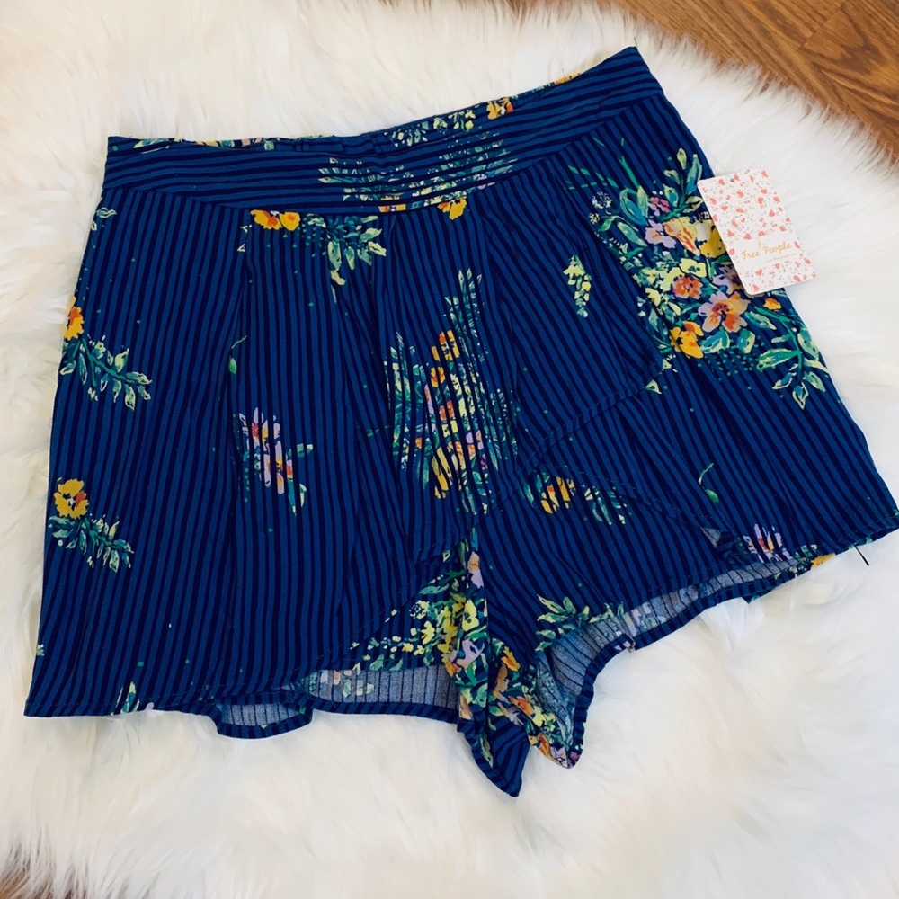 NWT FREE PEOPLE Shorts